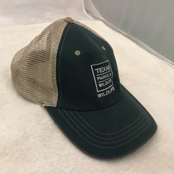 Cobra for Texas Parks & Wildlife Adjustable Green Tan Mesh Ball Cap - Picture 12 of 13